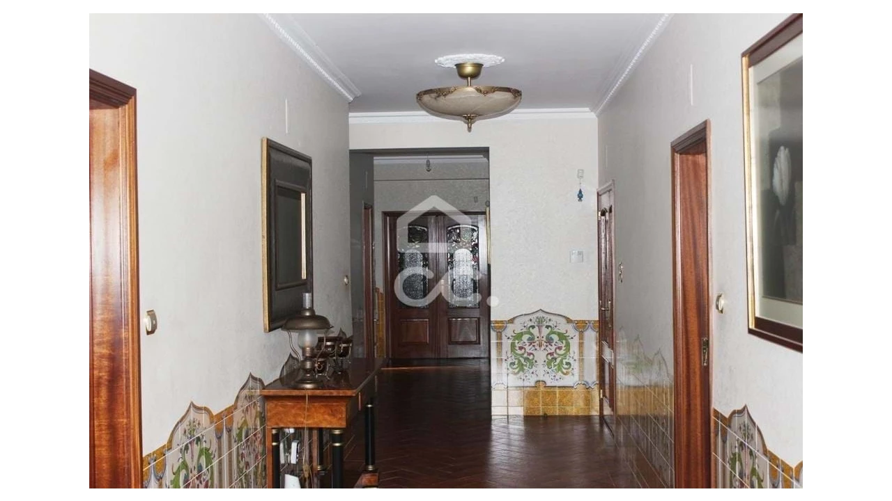 Quinta T6 para Venda em Fornos de Maceira Dão Foto 31