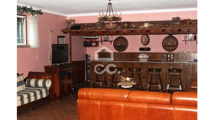 Quinta T6 para Venda em Fornos de Maceira Dão Foto 30