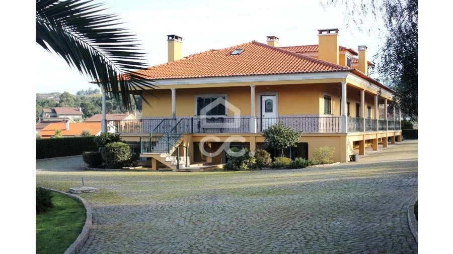 Quinta T6 para Venda em Fornos de Maceira Dão