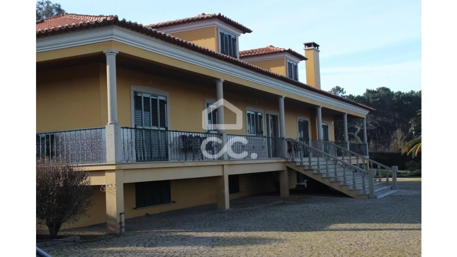 Quinta T6 para Venda em Fornos de Maceira Dão Foto 2