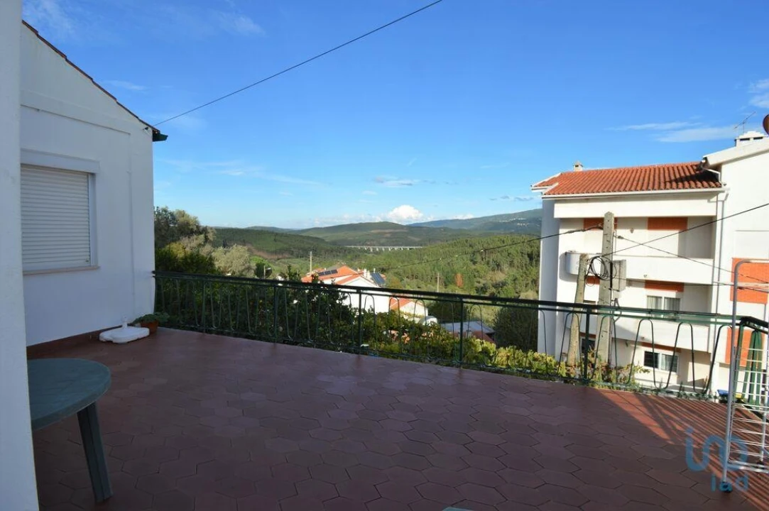 Moradia T3 para Venda em São Miguel, Santa Eufémia e Rabaçal Foto 9