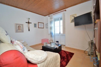 Moradia T3 para Venda em São Miguel, Santa Eufémia e Rabaçal