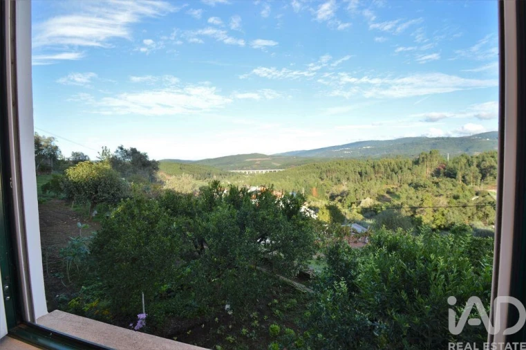 Moradia T3 para Venda em São Miguel, Santa Eufémia e Rabaçal Foto 16