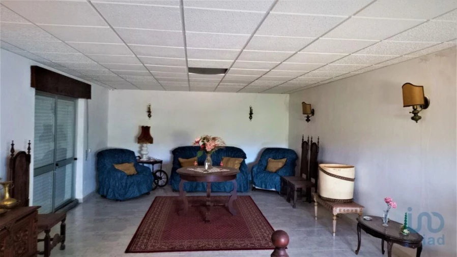 Moradia T2 para Venda em Santa Barbara de Nexe Foto 11