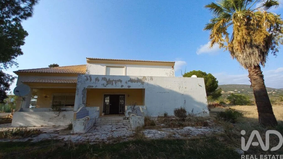 Moradia T2 para Venda em Santa Barbara de Nexe Foto 27