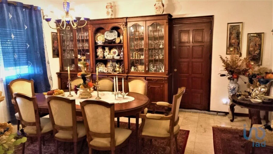 Moradia T2 para Venda em Santa Barbara de Nexe Foto 3