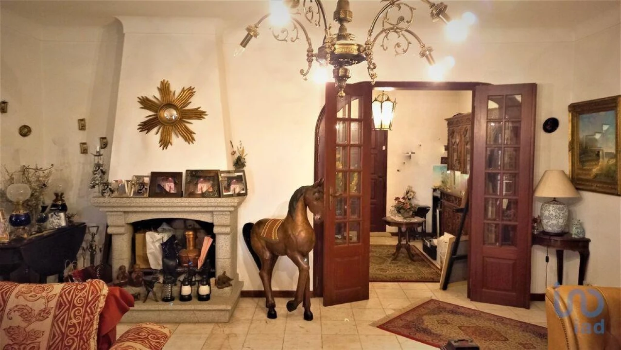 Moradia T2 para Venda em Santa Barbara de Nexe Foto 5