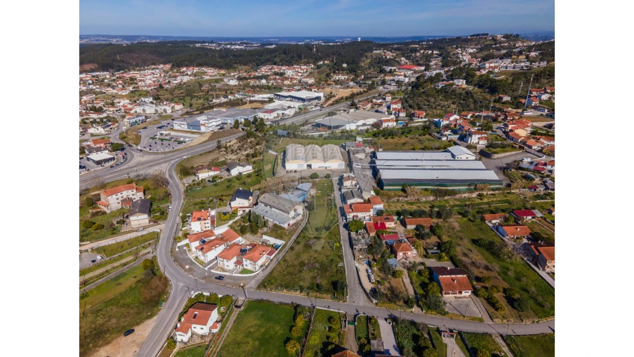 Terreno para Venda em Assafarge e Antanhol Foto 2