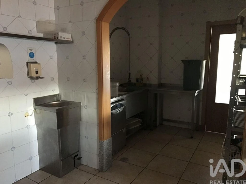 Negócio para Venda em Rio de Couros e Casal dos Bernardos Foto 18