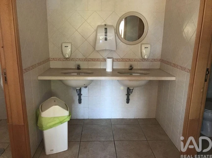 Negócio para Venda em Rio de Couros e Casal dos Bernardos Foto 26