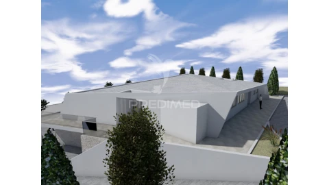 Moradia T4 para Venda em Silves