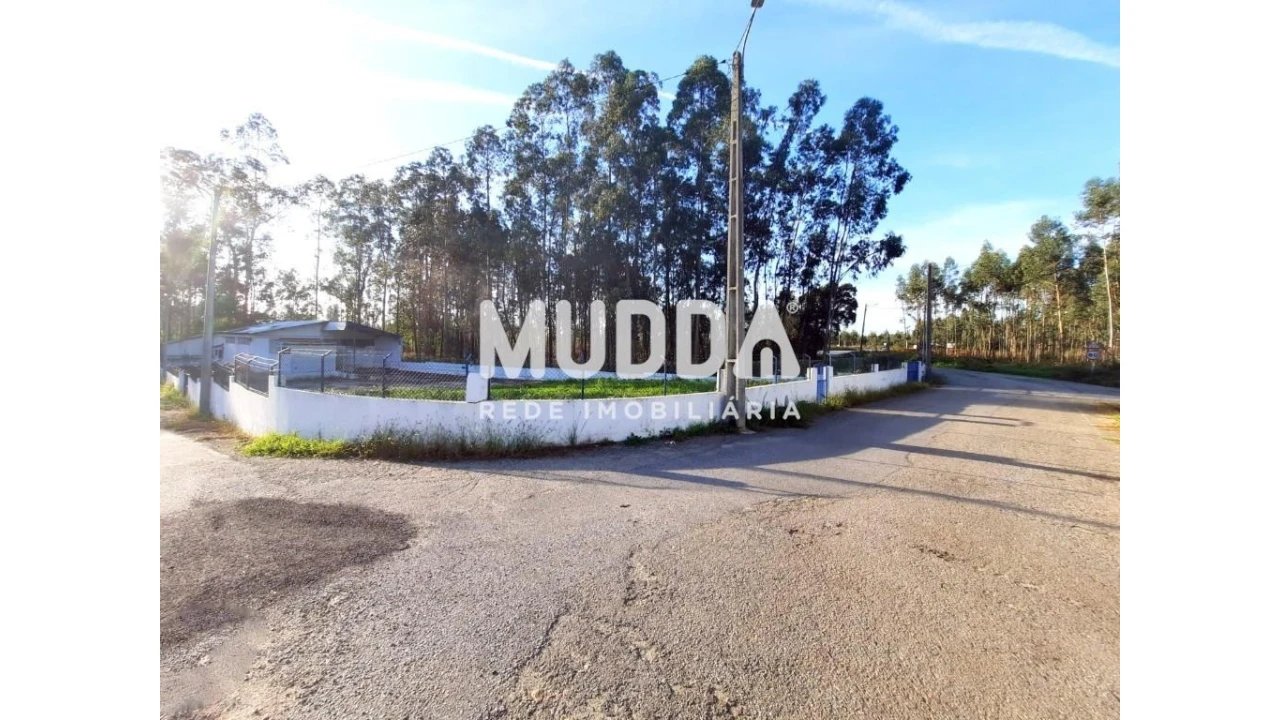 Armazém para Venda em Valega Foto 1