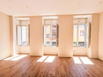 Apartamento T2 para Venda em Almada, Cova da Piedade, Pragal e Cacilhas