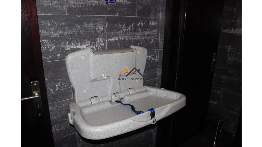 Negócio para Venda em Rio Tinto Foto 20