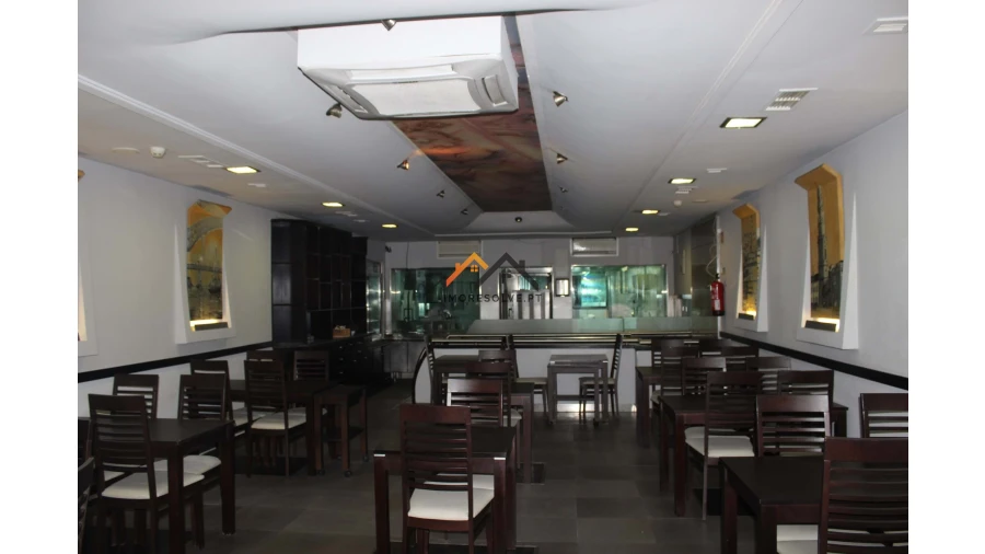 Negócio para Venda em Rio Tinto Foto 9