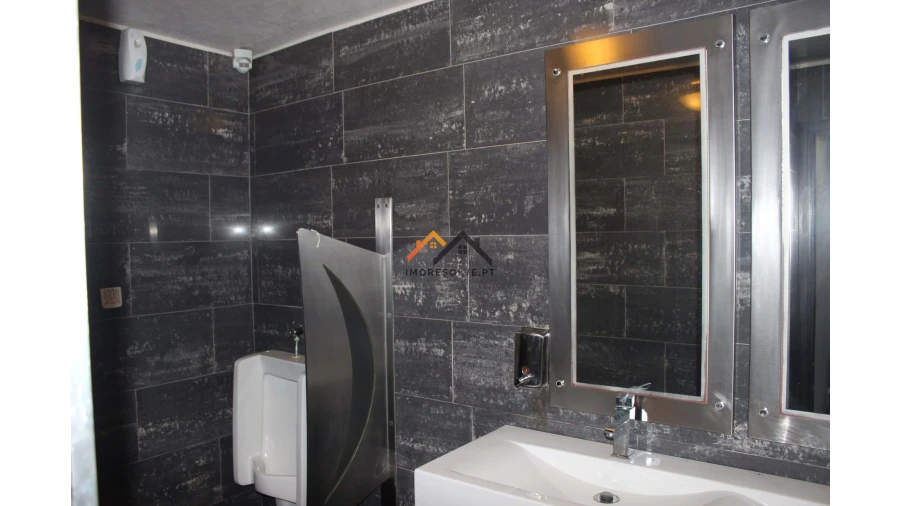 Negócio para Venda em Rio Tinto Foto 15