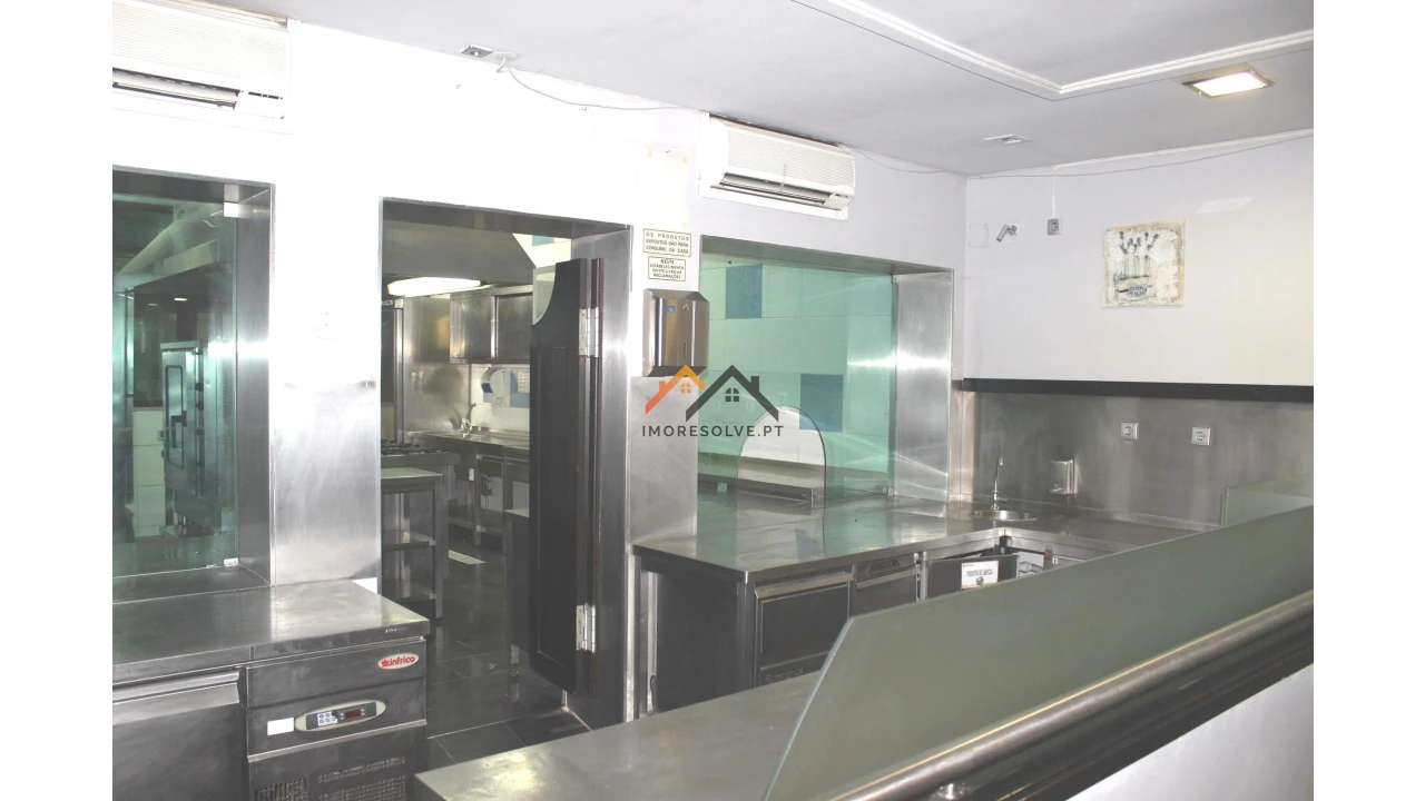 Negócio para Venda em Rio Tinto Foto 1