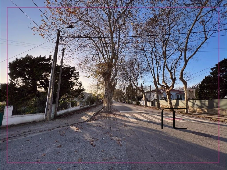 Terreno para Venda em Arcozelo Foto 7