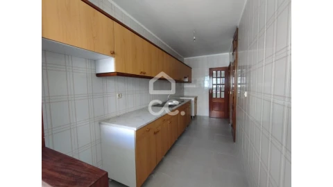 Apartamento T3 para Venda em Póvoa de Varzim, Beiriz e Argivai
