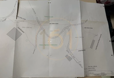 Terreno para Venda em Lufrei