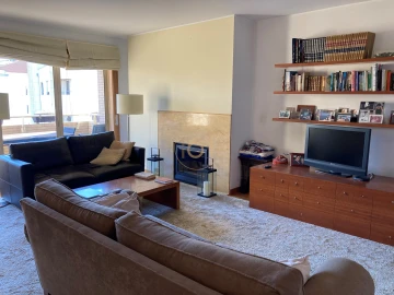 Apartamento T3 para Venda em Aldoar, Foz do Douro e Nevogilde