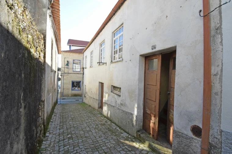 Moradia T0 para Venda em Teixoso e Sarzedo Foto 5