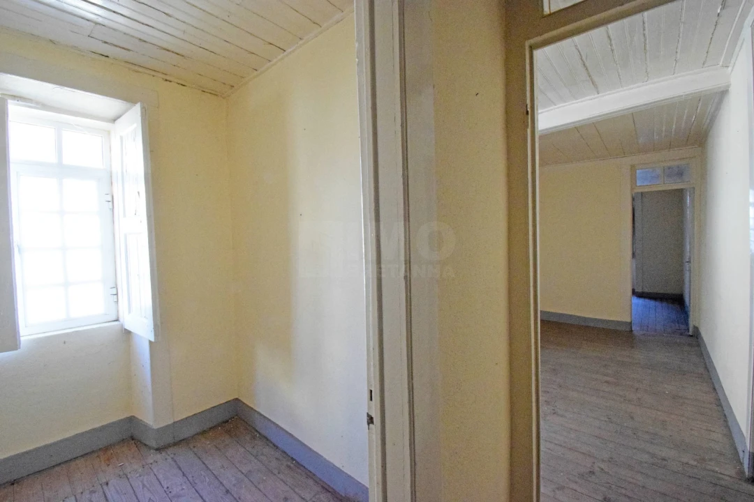 Moradia T0 para Venda em Teixoso e Sarzedo Foto 13