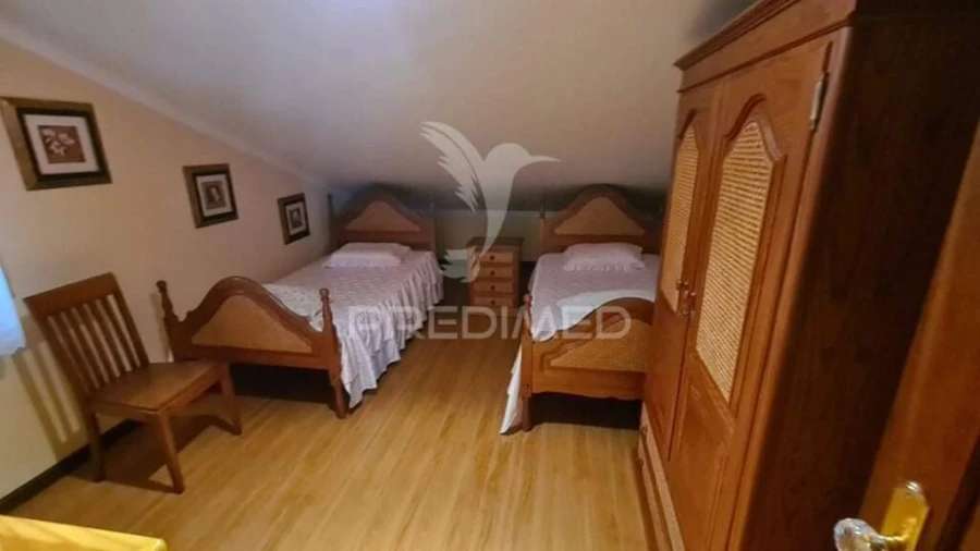 Moradia T4 para Venda em Porto Judeu Foto 15