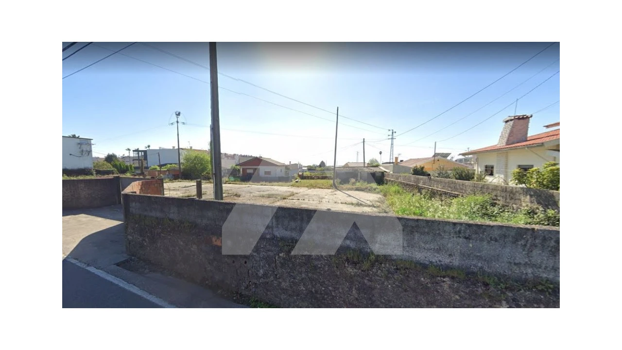 Terreno para Venda em Avanca Foto 1