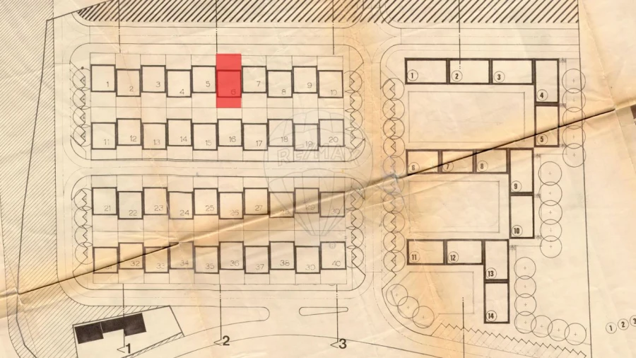 Terreno para Venda em Ota Foto 23