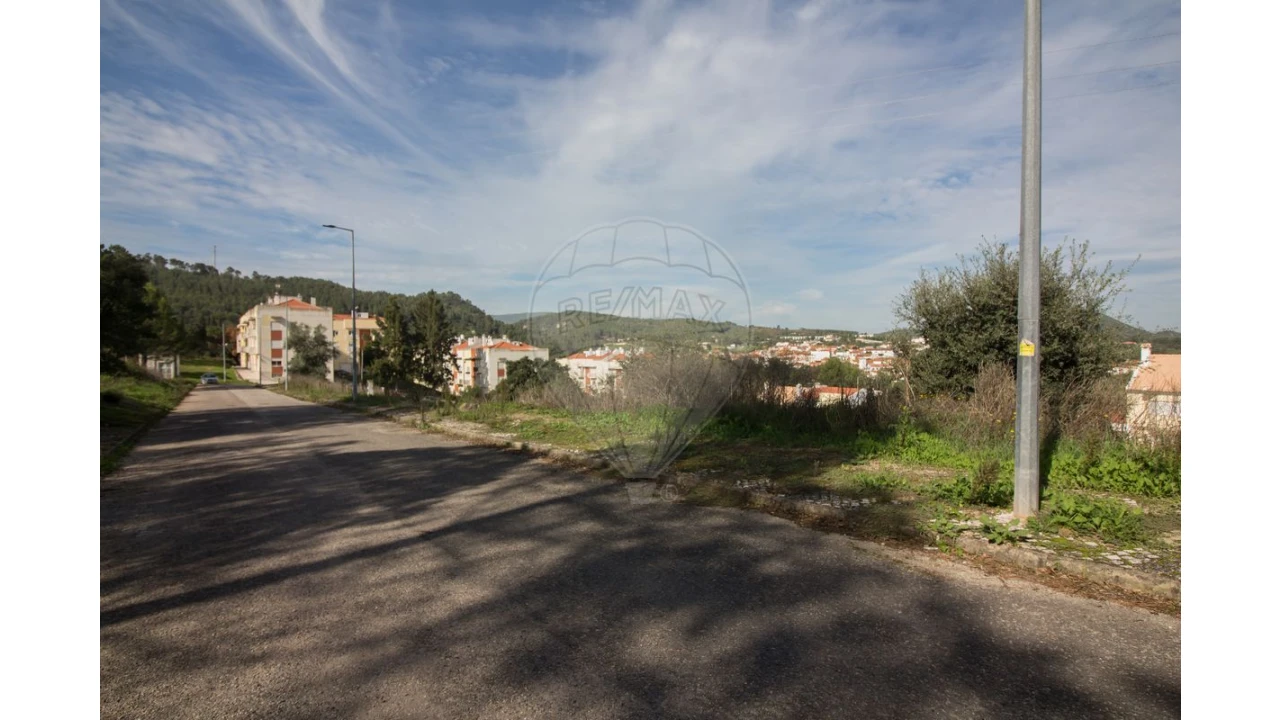 Terreno para Venda em Ota Foto 24