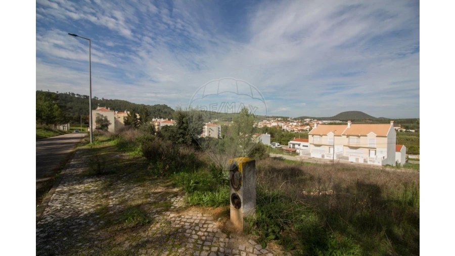 Terreno para Venda em Ota Foto 17