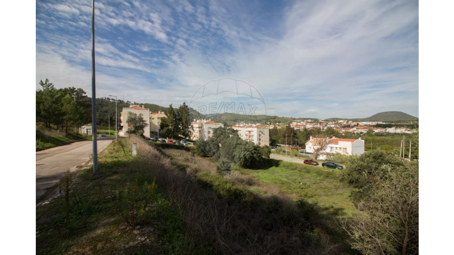 Terreno para Venda em Ota Foto 18