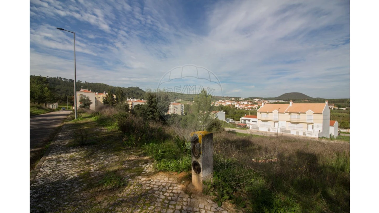 Terreno para Venda em Ota Foto 17
