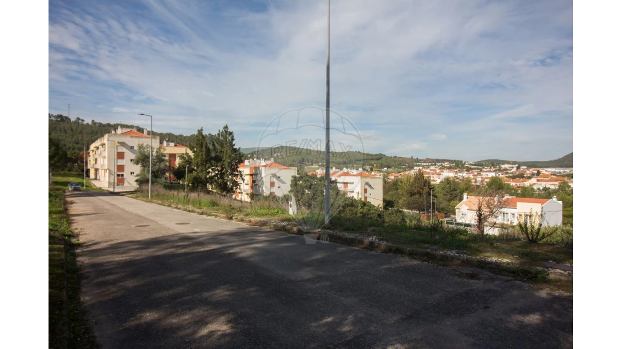 Terreno para Venda em Ota Foto 25