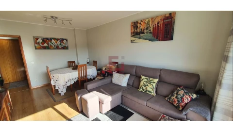 Apartamento T2 para Venda em Santa Marinha e São Pedro da Afurada