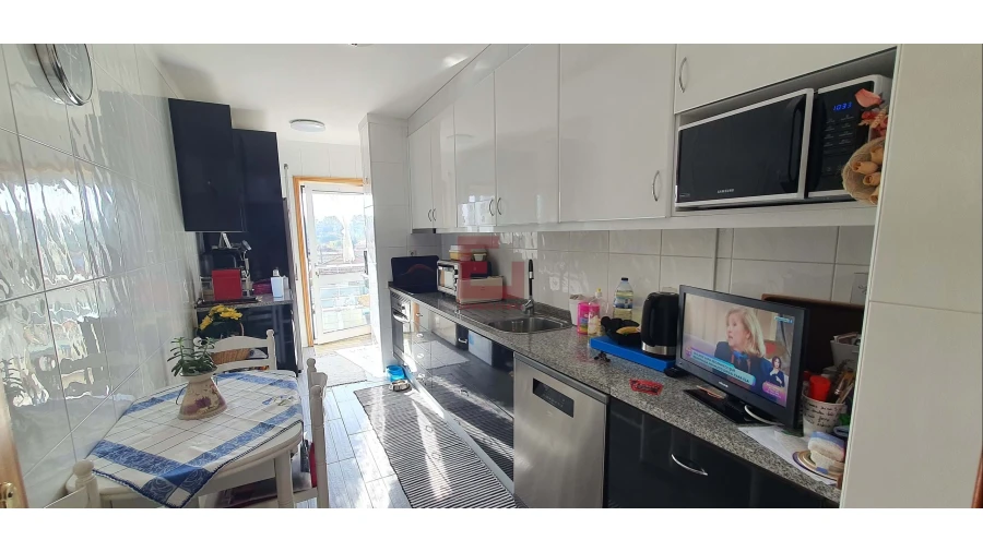 Apartamento T2 para Venda em Santa Marinha e São Pedro da Afurada Foto 5