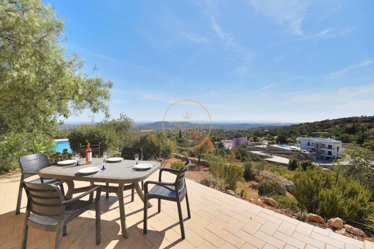 Moradia T3 para Arrendamento em Loule (São Sebastião) Foto 2