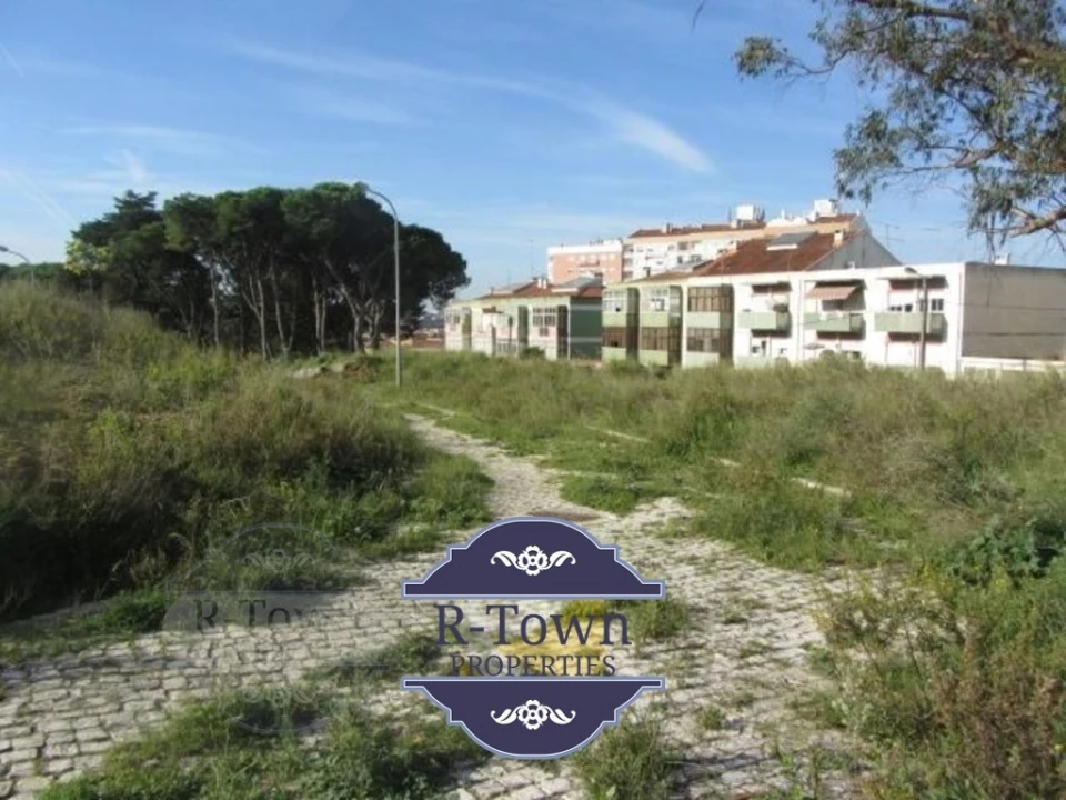 Terreno para Venda em Agualva e Mira-Sintra Foto 3