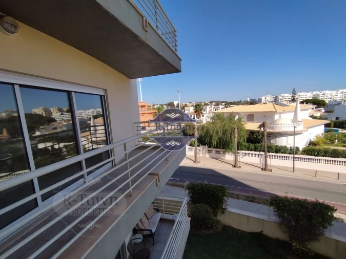Apartamento T3 para Venda em Quarteira Foto 22