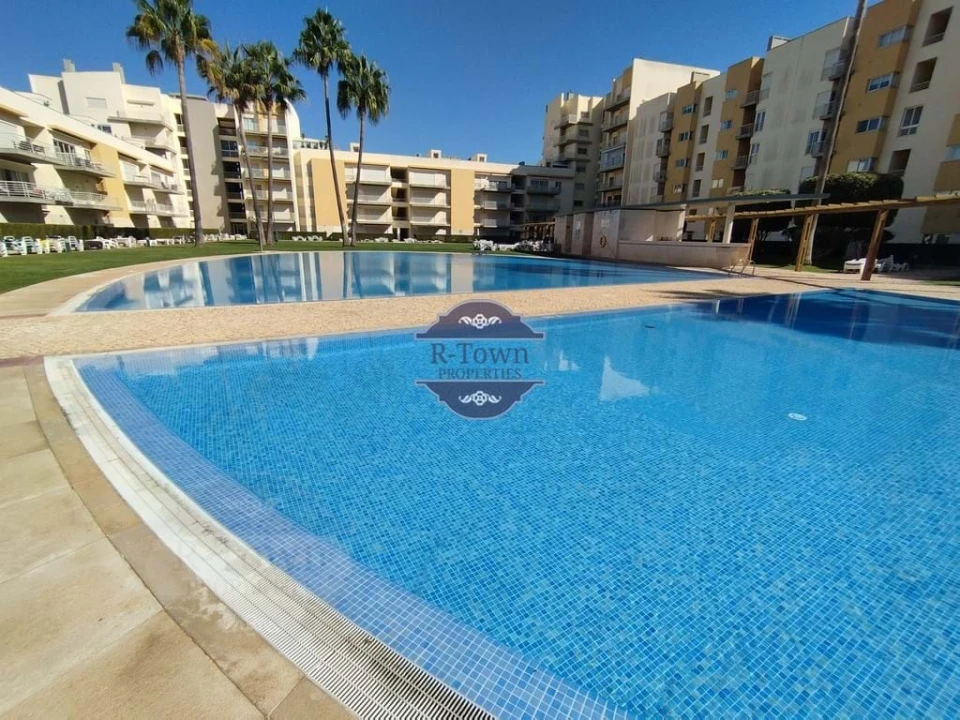 Apartamento T3 para Venda em Quarteira Foto 2