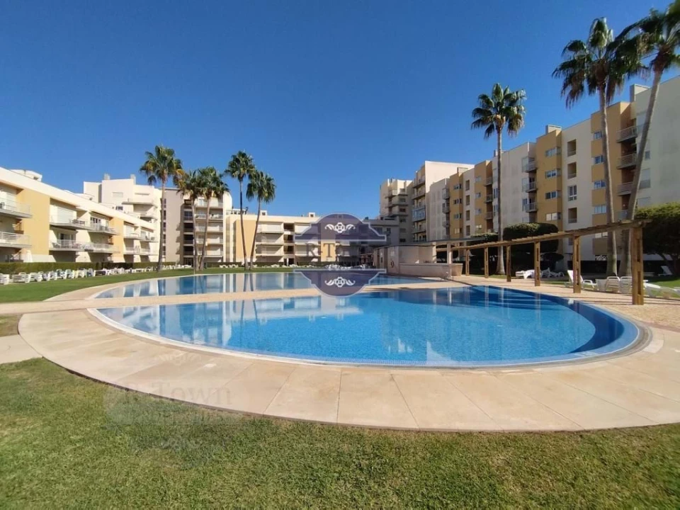 Apartamento T3 para Venda em Quarteira Foto 1