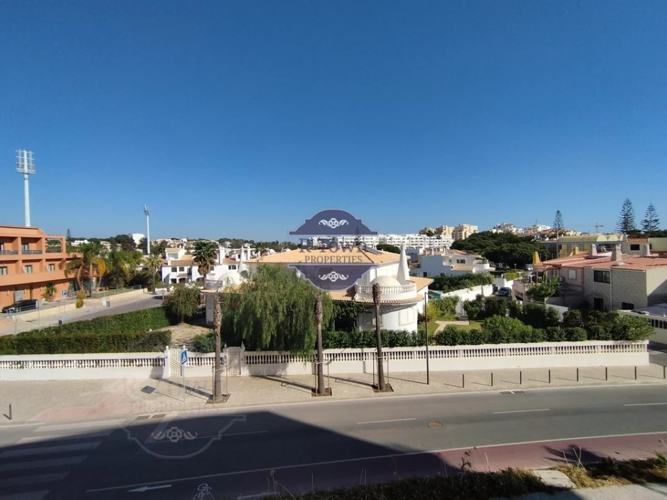 Apartamento T3 para Venda em Quarteira Foto 26