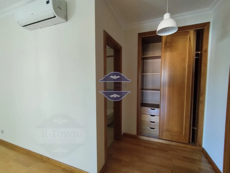 Apartamento T3 para Venda em Quarteira Foto 15