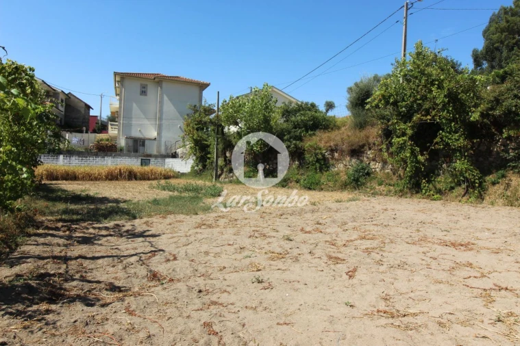 Terreno para Venda em Moreira do Rei e Várzea Cova Foto 2
