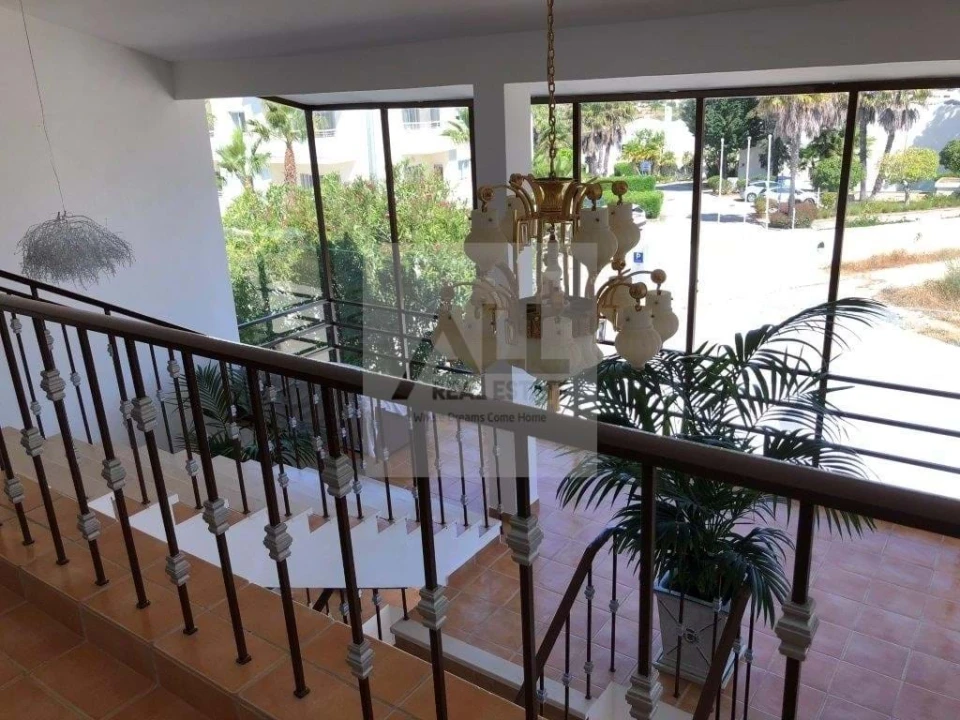 Negócio para Venda em Lagos (São Sebastião e Santa Maria) Foto 14