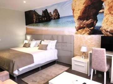 Negócio para Venda em Lagos (São Sebastião e Santa Maria)