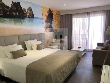 Negócio para Venda em Lagos (São Sebastião e Santa Maria)