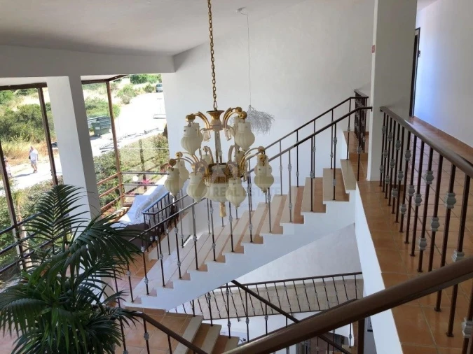 Negócio para Venda em Lagos (São Sebastião e Santa Maria) Foto 18