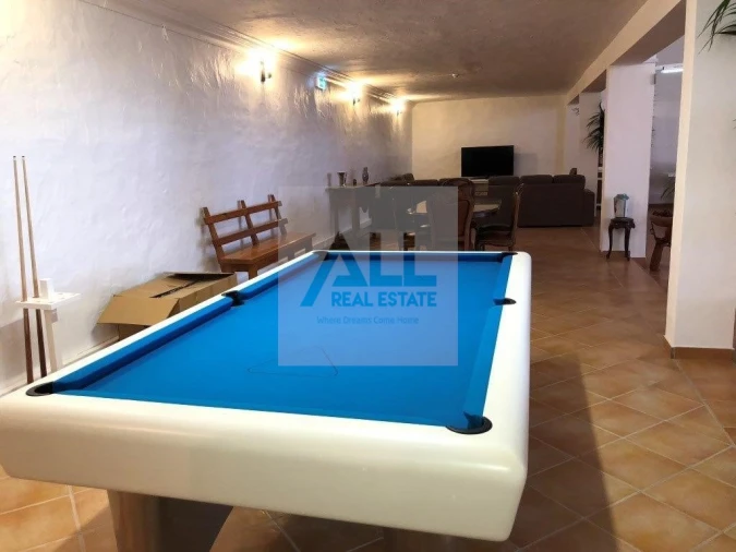 Negócio para Venda em Lagos (São Sebastião e Santa Maria) Foto 6